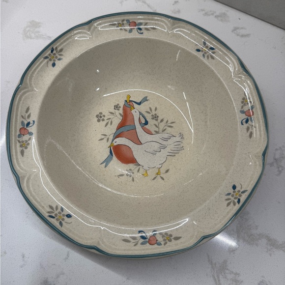 Vintage International Tableworks Stoneware 9” serving bowl geese ribbon - Picture 1 of 6